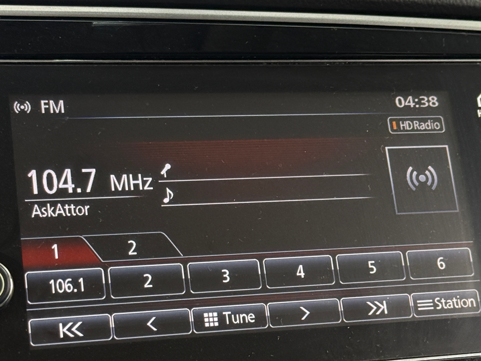 Thumbnail: 2018 Mitsubishi Outlander - 3