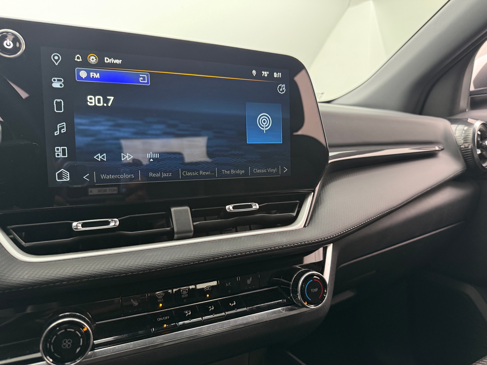 Thumbnail: 2025 Chevrolet Equinox - 4