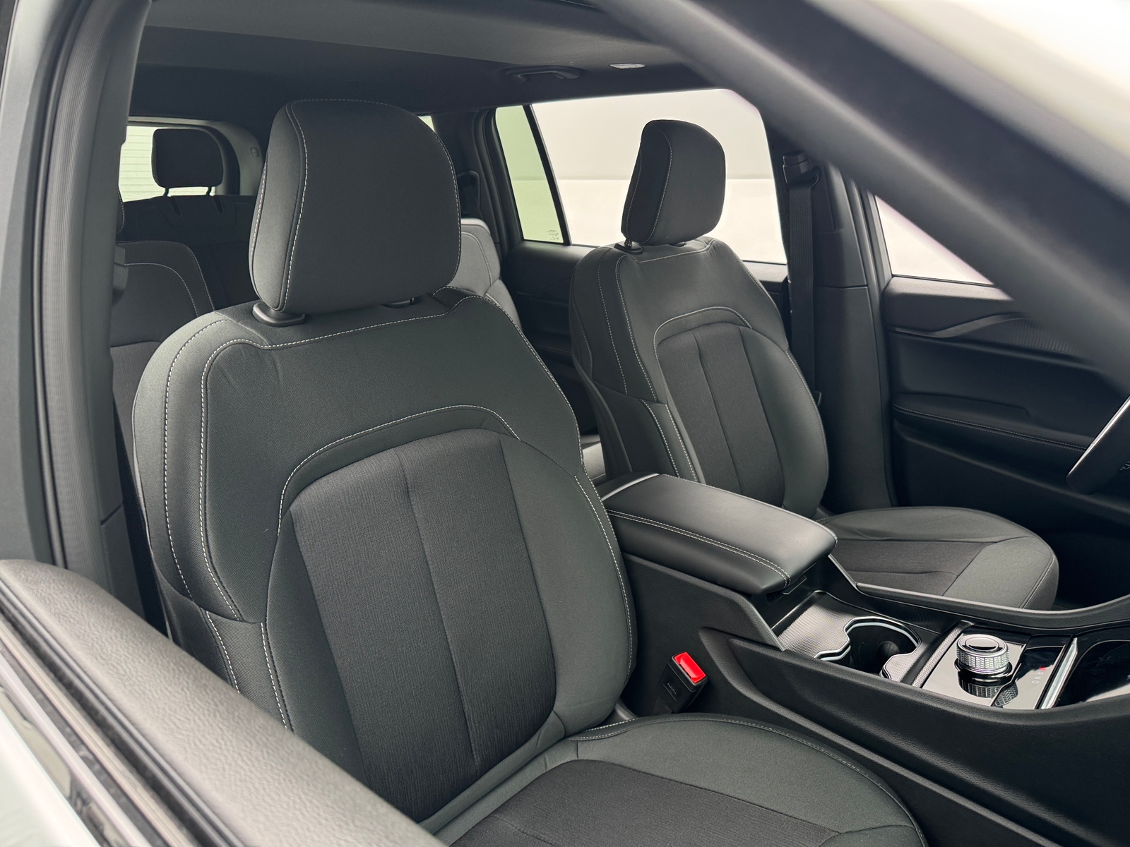 Thumbnail: 2025 Jeep Grand Cherokee L - 2