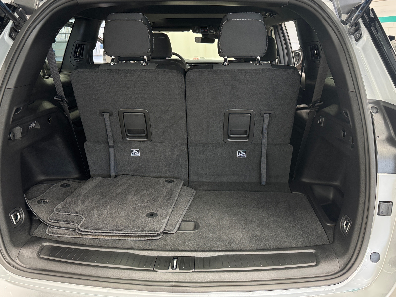 Thumbnail: 2025 Jeep Grand Cherokee L - 7