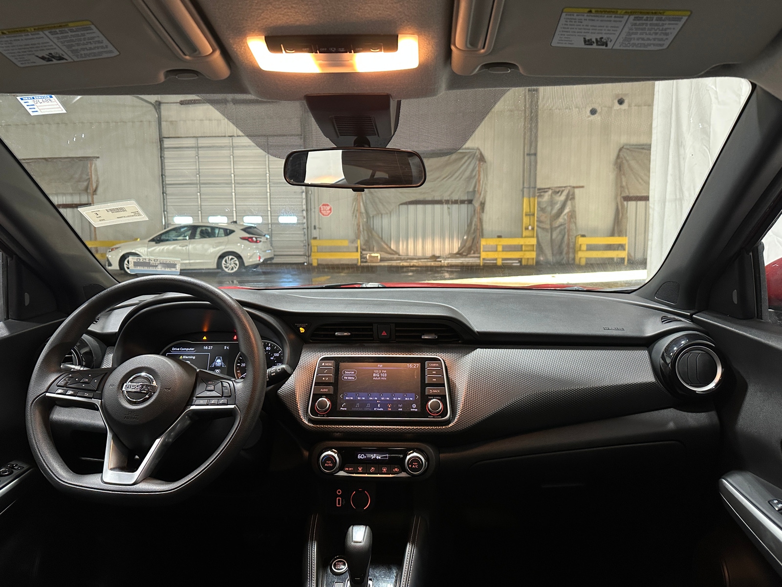 Thumbnail: 2020 Nissan Kicks - 3