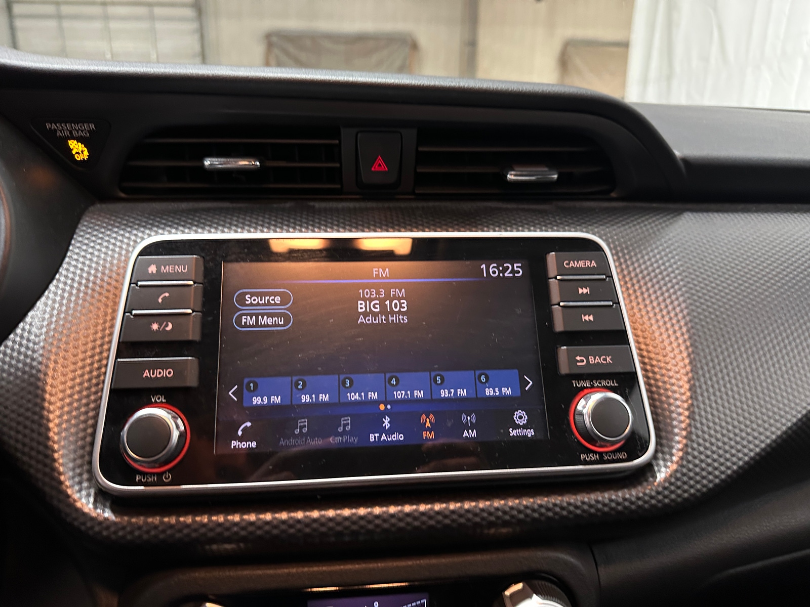 Thumbnail: 2020 Nissan Kicks - 4