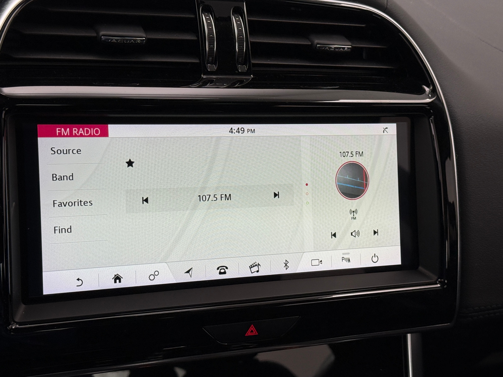 Thumbnail: 2020 Jaguar XE - 3