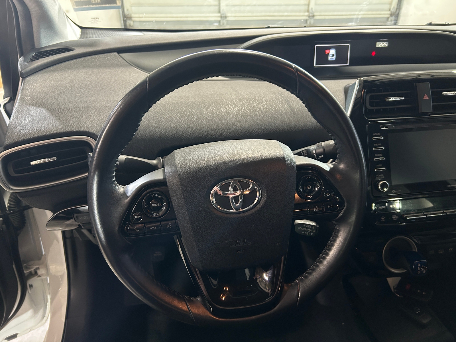 Thumbnail: 2021 Toyota Prius Prime - 5