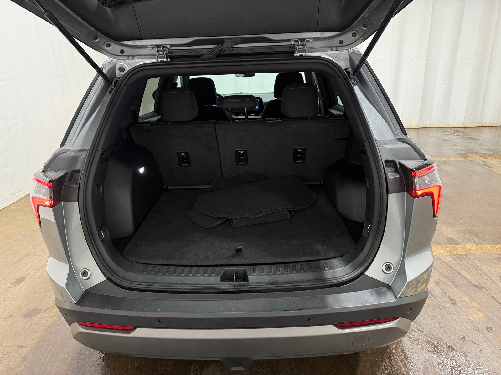 Thumbnail: 2025 Chevrolet Equinox - 7