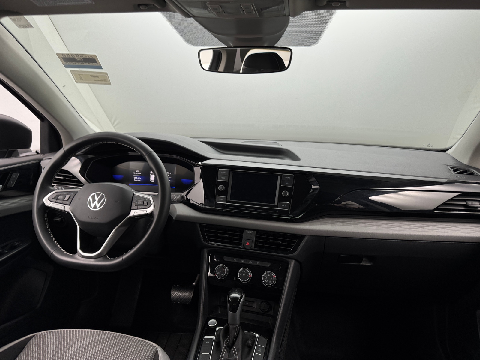 Thumbnail: 2024 Volkswagen Taos - 3