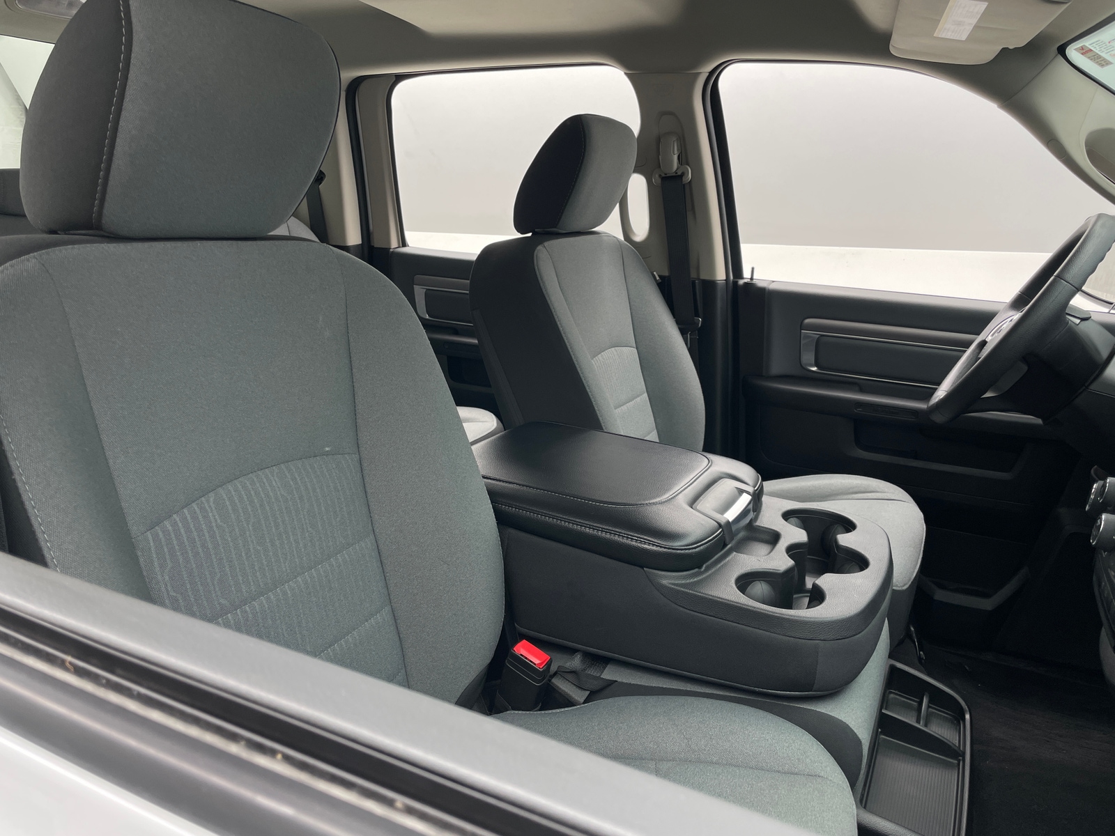 Thumbnail: 2023 RAM 1500 Classic - 2