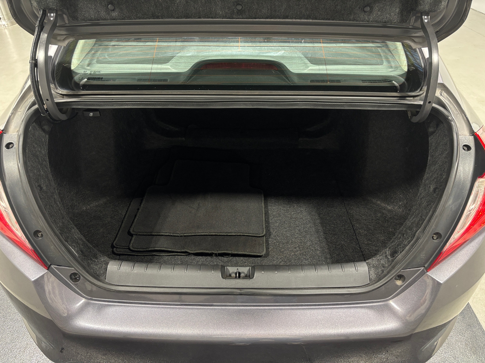 Thumbnail: 2018 Honda Civic - 7