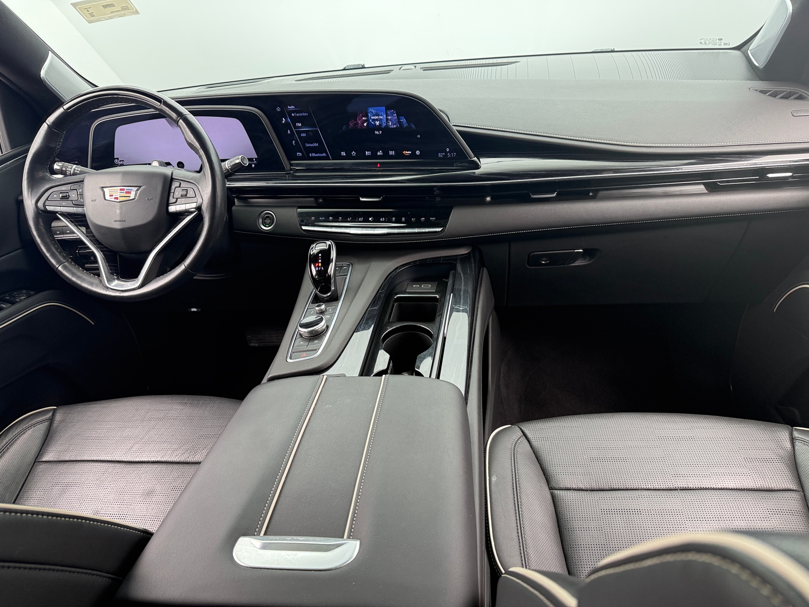 Thumbnail: 2022 Cadillac Escalade - 2