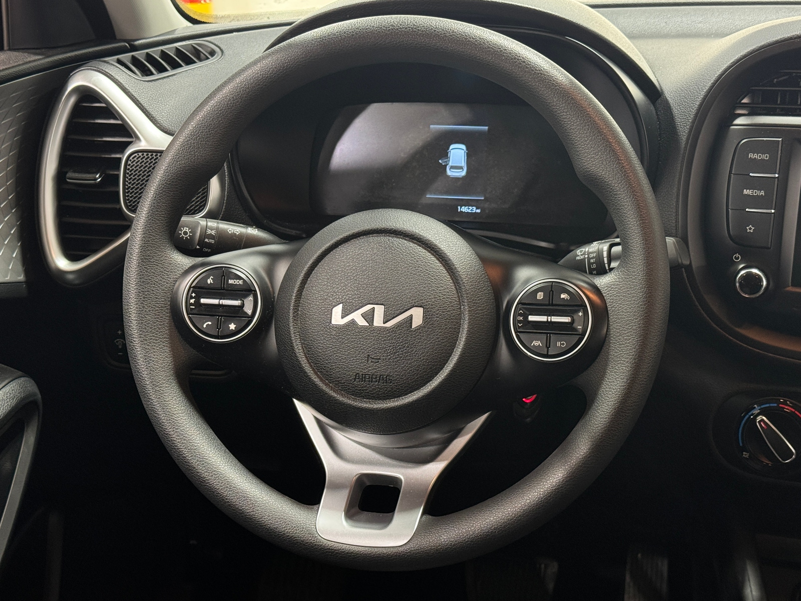 Thumbnail: 2023 Kia Soul - 5