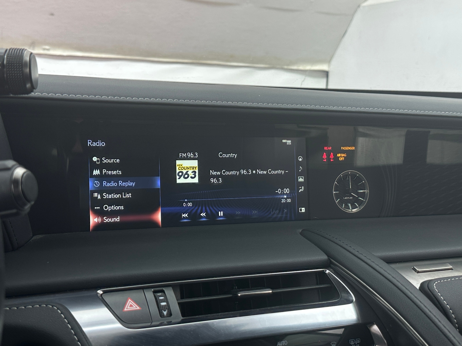 Thumbnail: 2021 Lexus LC - 3