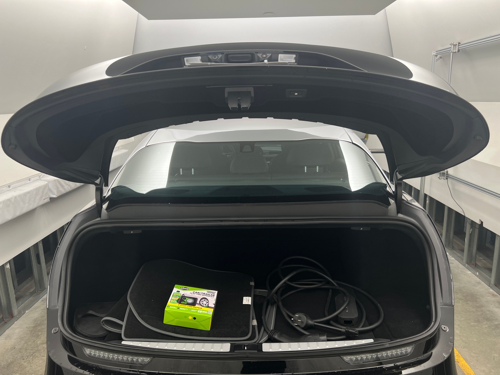 Thumbnail: 2022 Lucid Air - 6