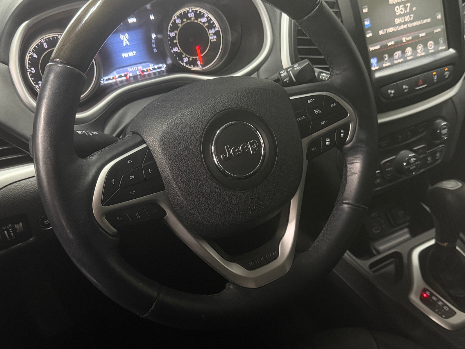 Thumbnail: 2018 Jeep Cherokee - 4