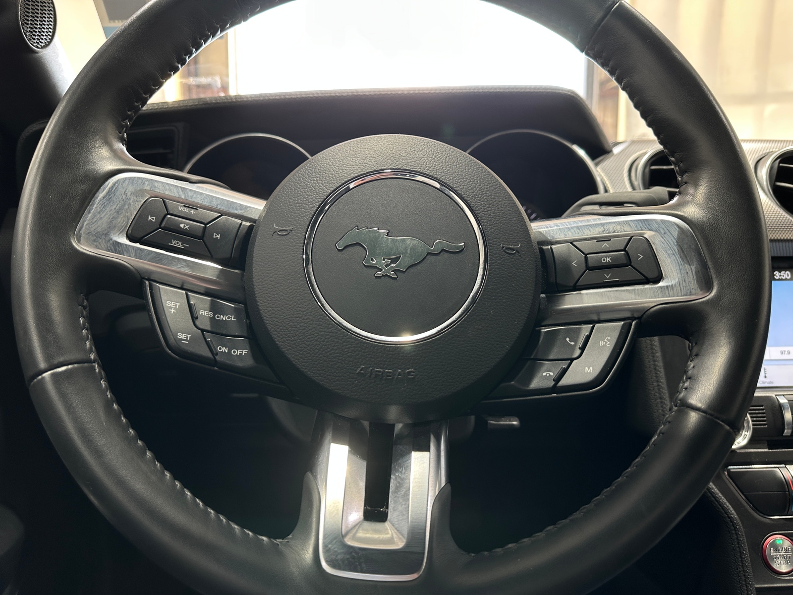 Thumbnail: 2018 Ford Mustang - 4