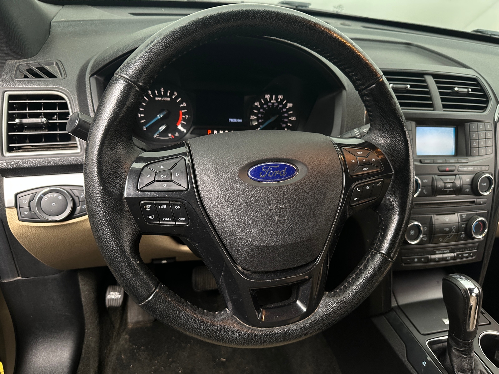 Thumbnail: 2017 Ford Explorer - 5