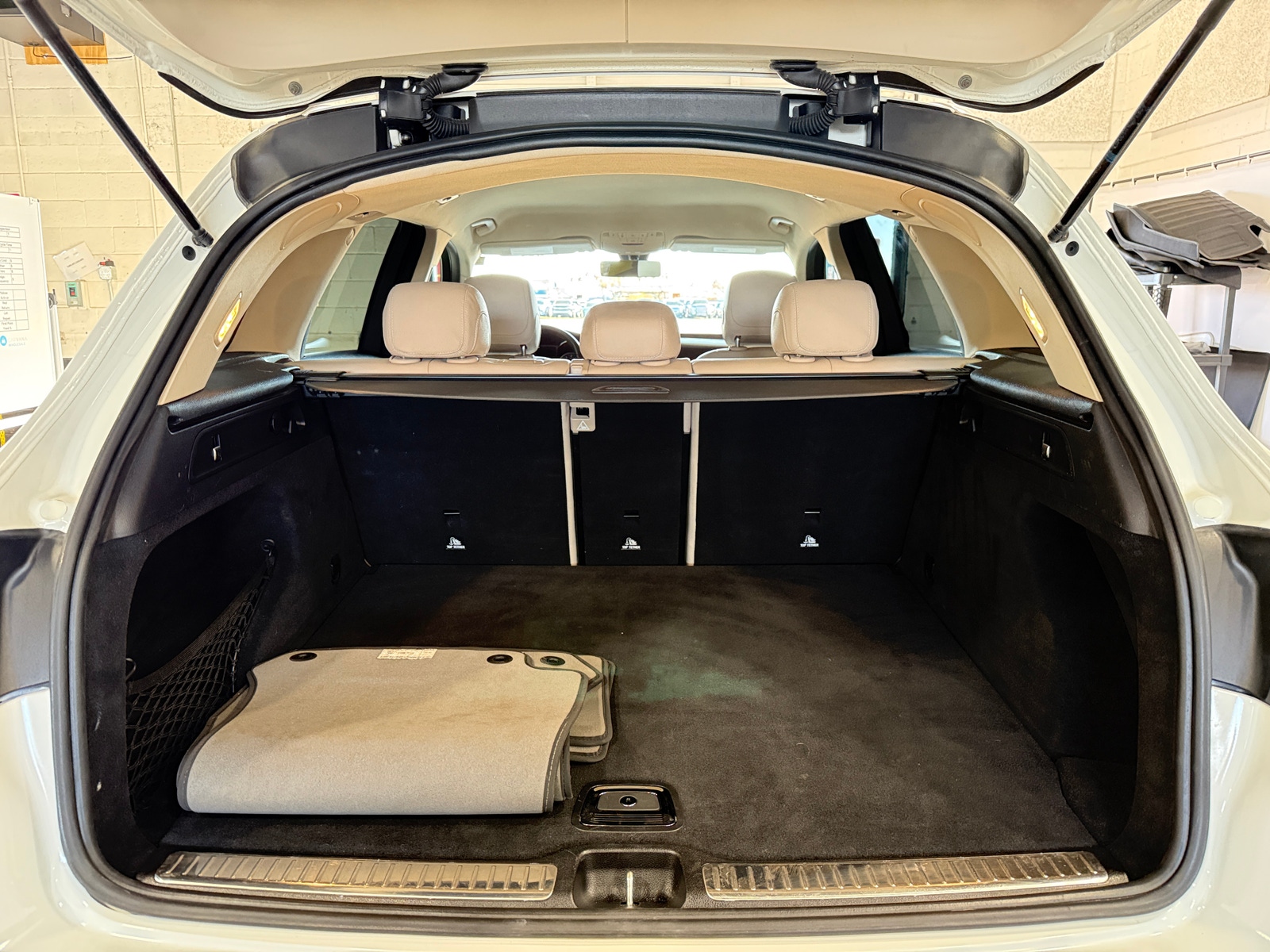 Thumbnail: 2021 Mercedes-Benz GLC - 6