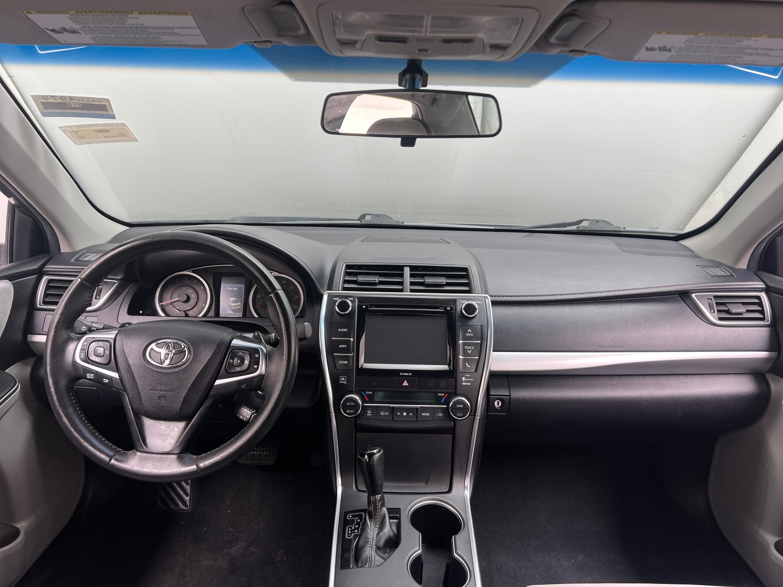 Thumbnail: 2017 Toyota Camry - 3