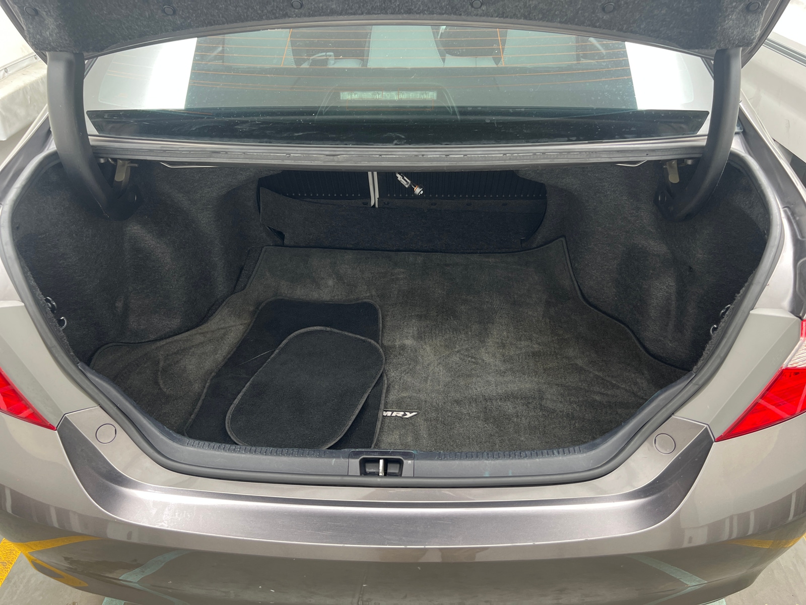 Thumbnail: 2017 Toyota Camry - 7