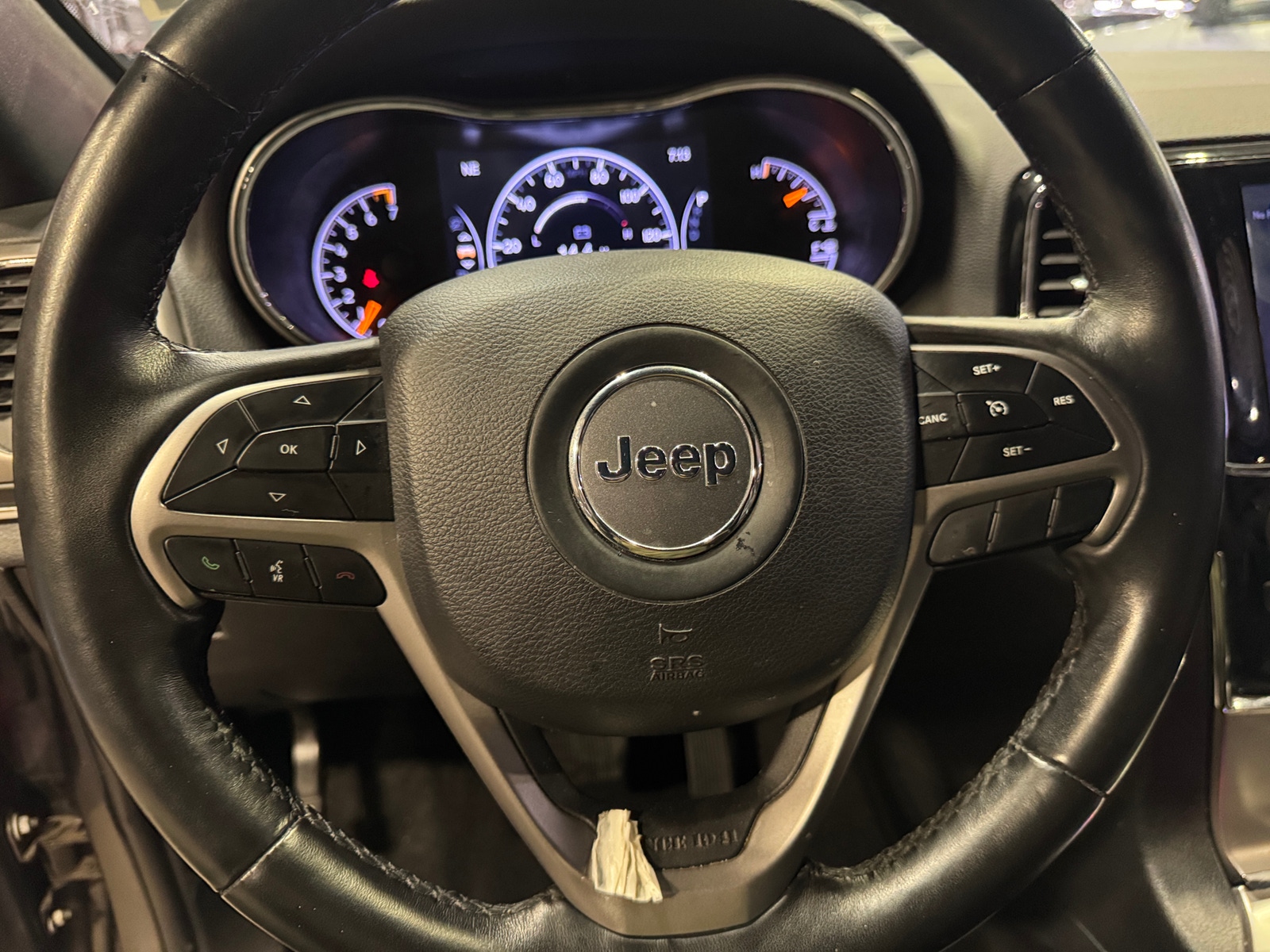 Thumbnail: 2019 Jeep Grand Cherokee - 4