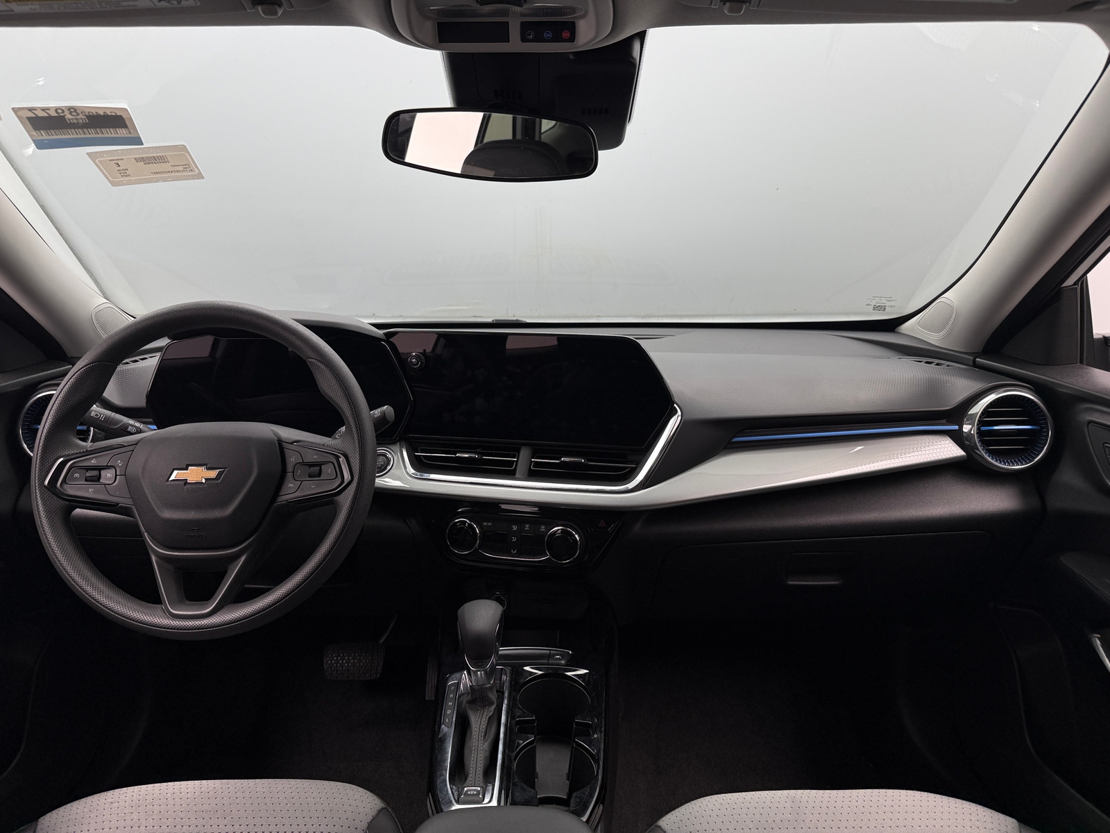 Thumbnail: 2025 Chevrolet Trax - 3