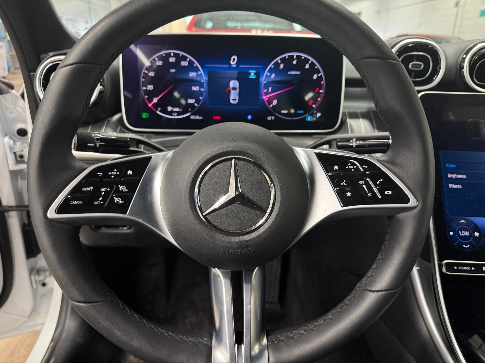 Thumbnail: 2025 Mercedes-Benz C-Class - 4