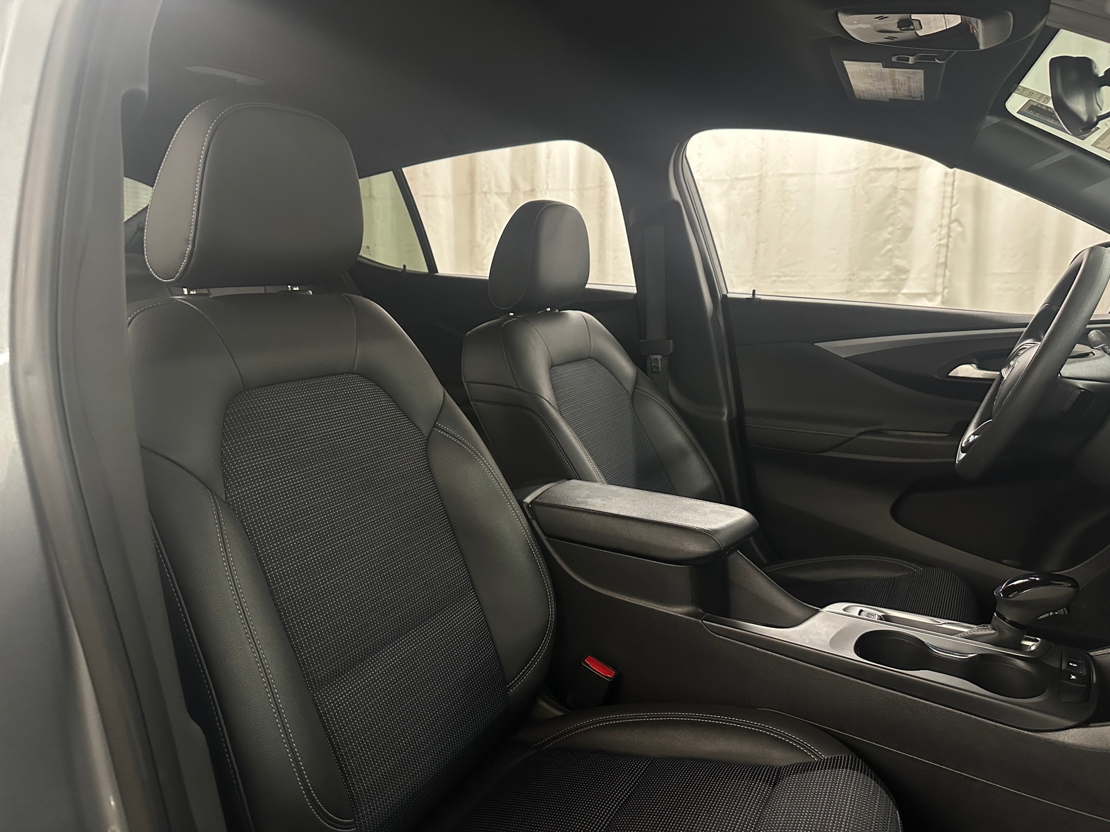 Thumbnail: 2025 Buick Envista - 2