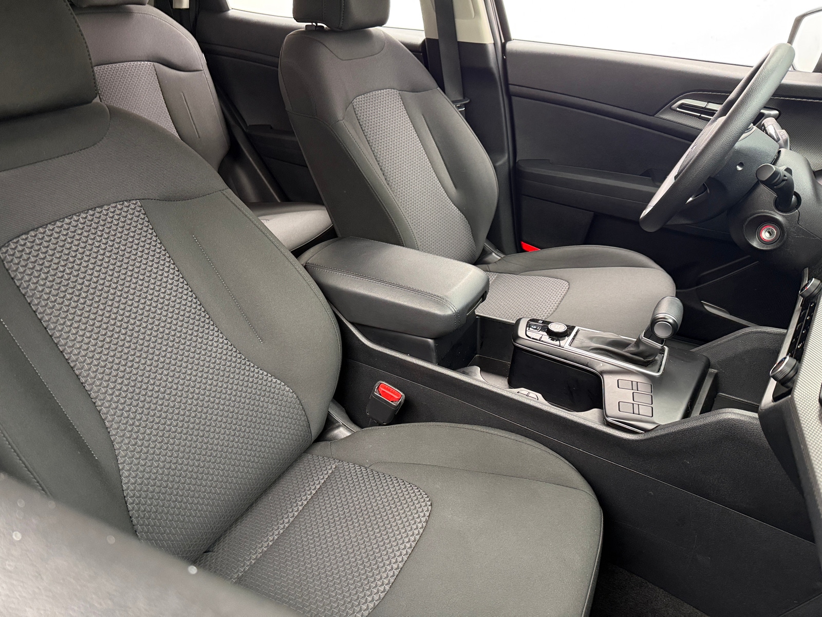 Thumbnail: 2025 Kia Sportage - 2