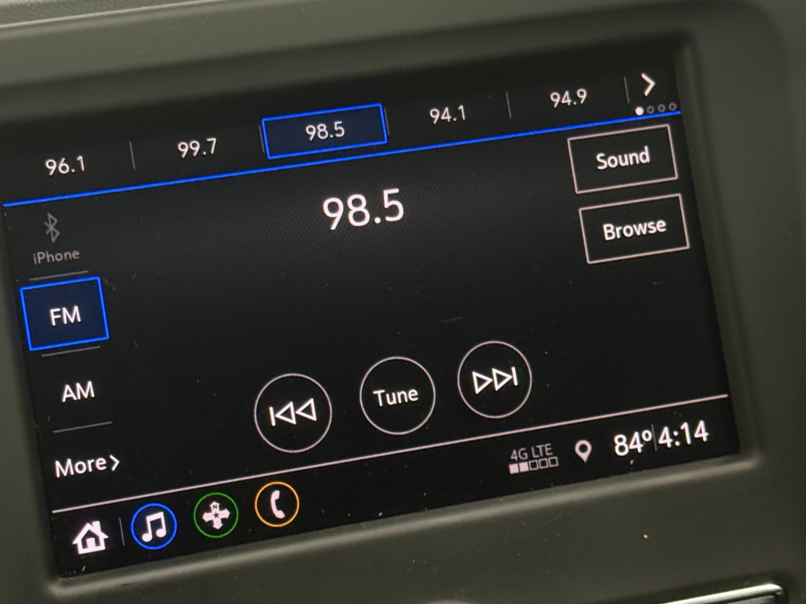 Thumbnail: 2020 Chevrolet Equinox - 4