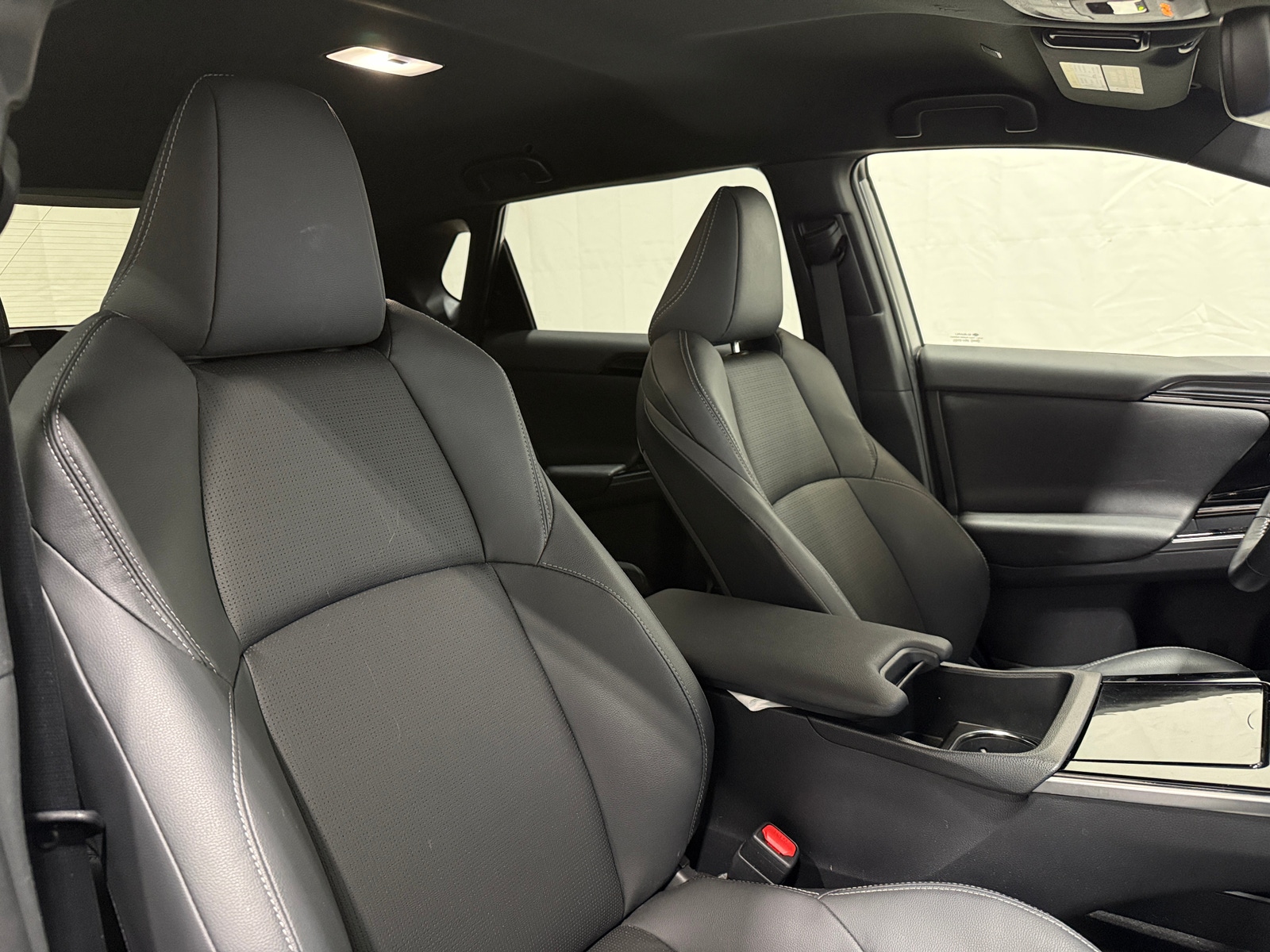 Thumbnail: 2023 Subaru Solterra - 2