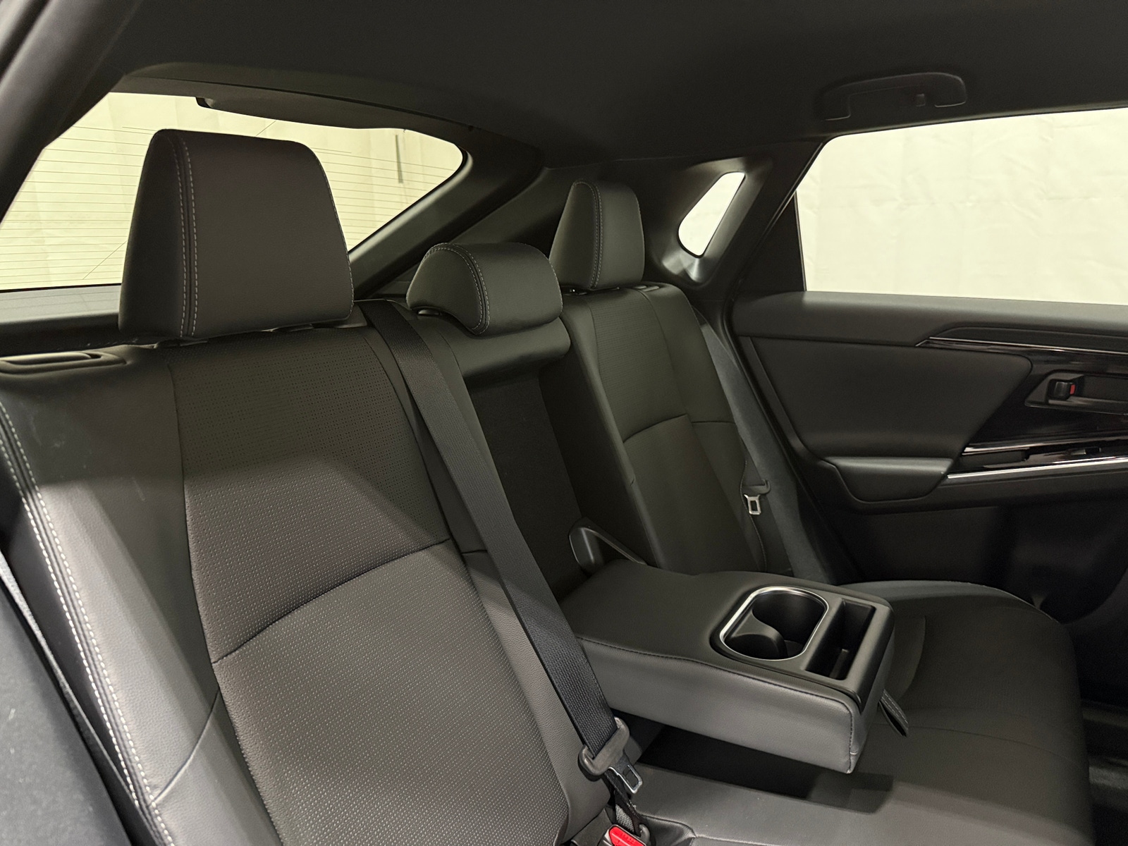 Thumbnail: 2023 Subaru Solterra - 6