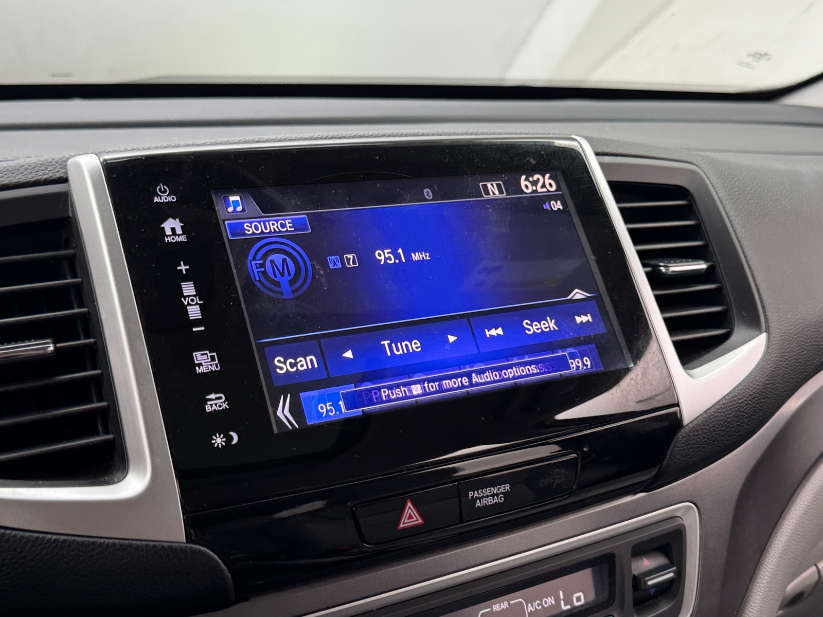 Thumbnail: 2018 Honda Pilot - 3