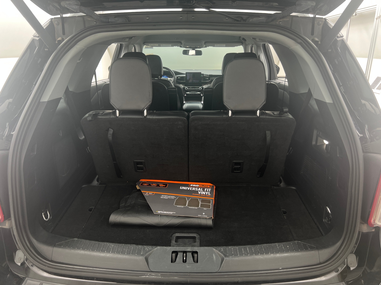 Thumbnail: 2023 Ford Explorer - 7