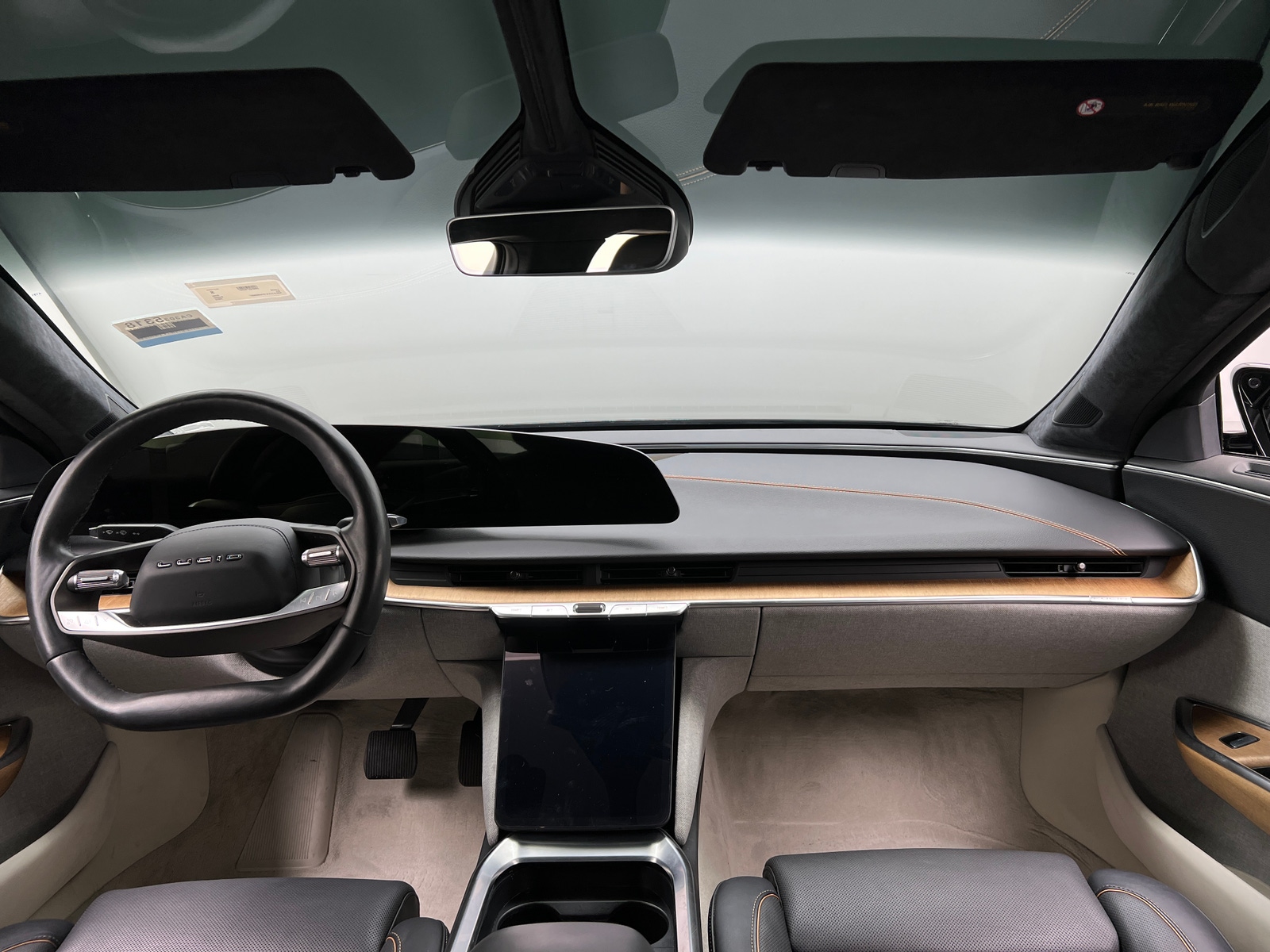 Thumbnail: 2023 Lucid Air - 2