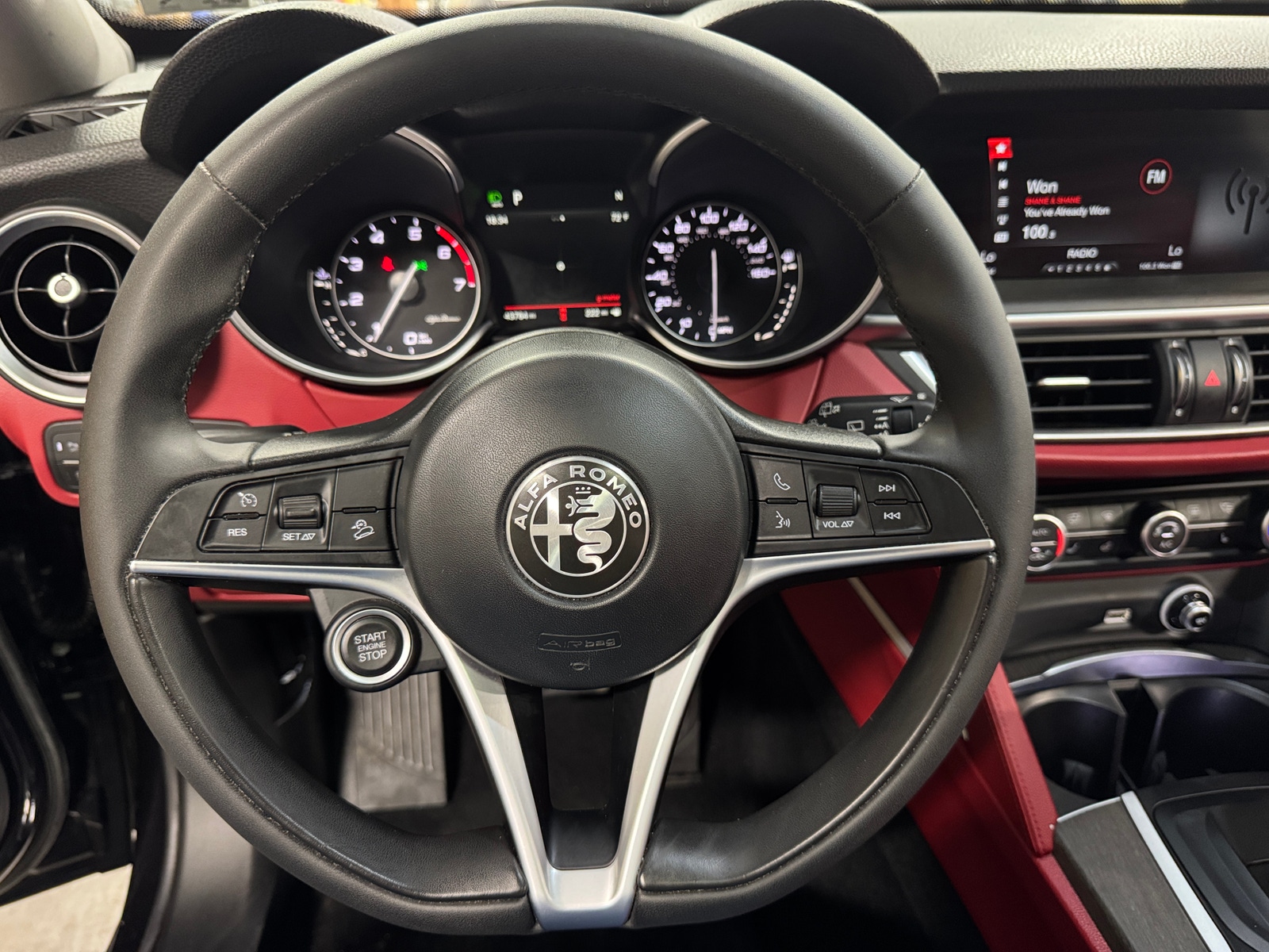Thumbnail: 2019 Alfa Romeo Stelvio - 4