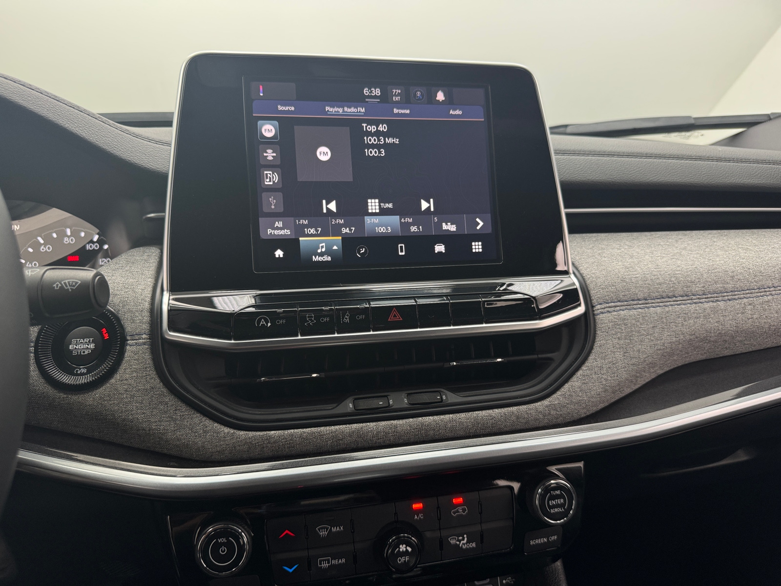 Thumbnail: 2025 Jeep Compass - 4