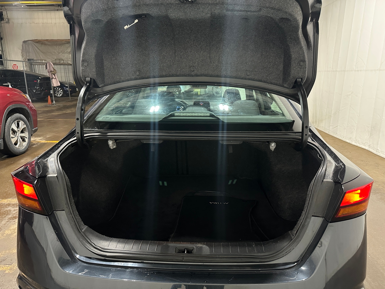 Thumbnail: 2022 Nissan Altima - 7