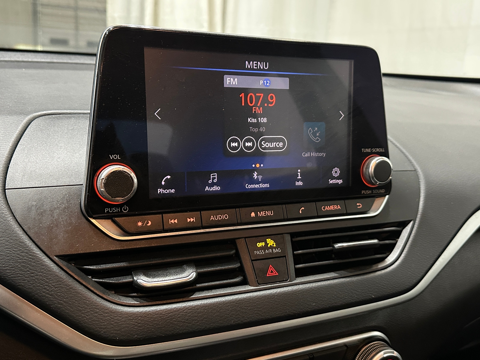 Thumbnail: 2022 Nissan Altima - 4