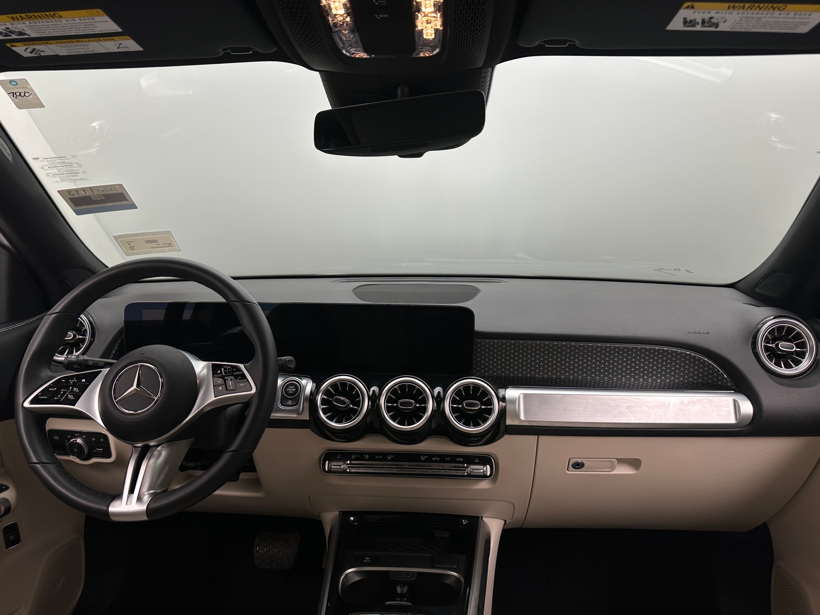 Thumbnail: 2025 Mercedes-Benz GLB - 2