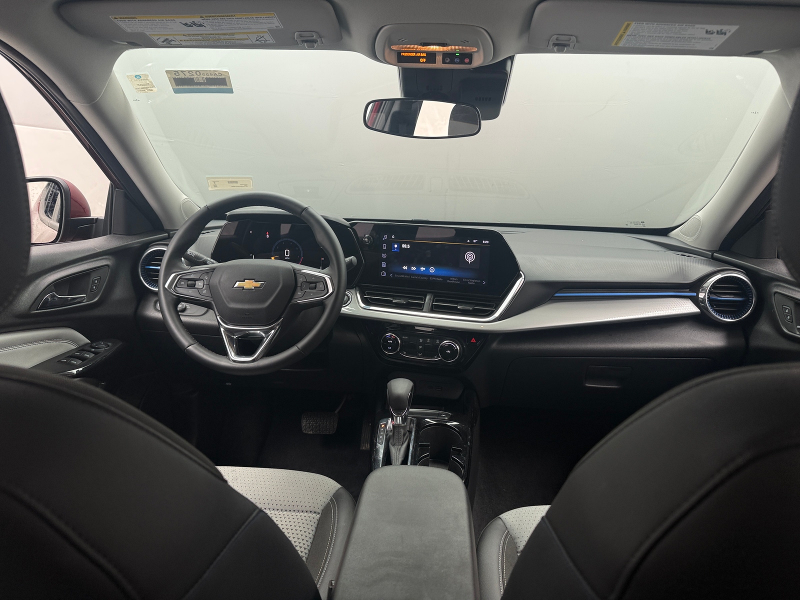 Thumbnail: 2025 Chevrolet Trax - 3