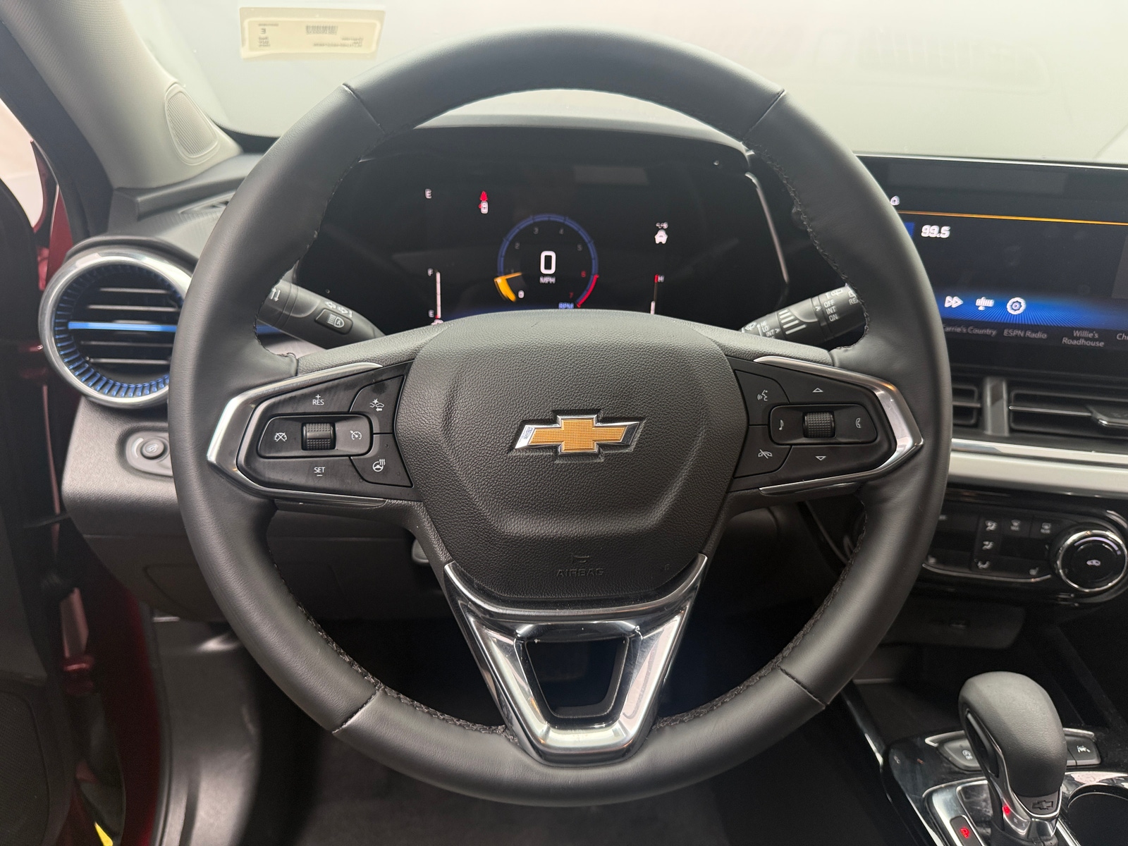 Thumbnail: 2025 Chevrolet Trax - 5