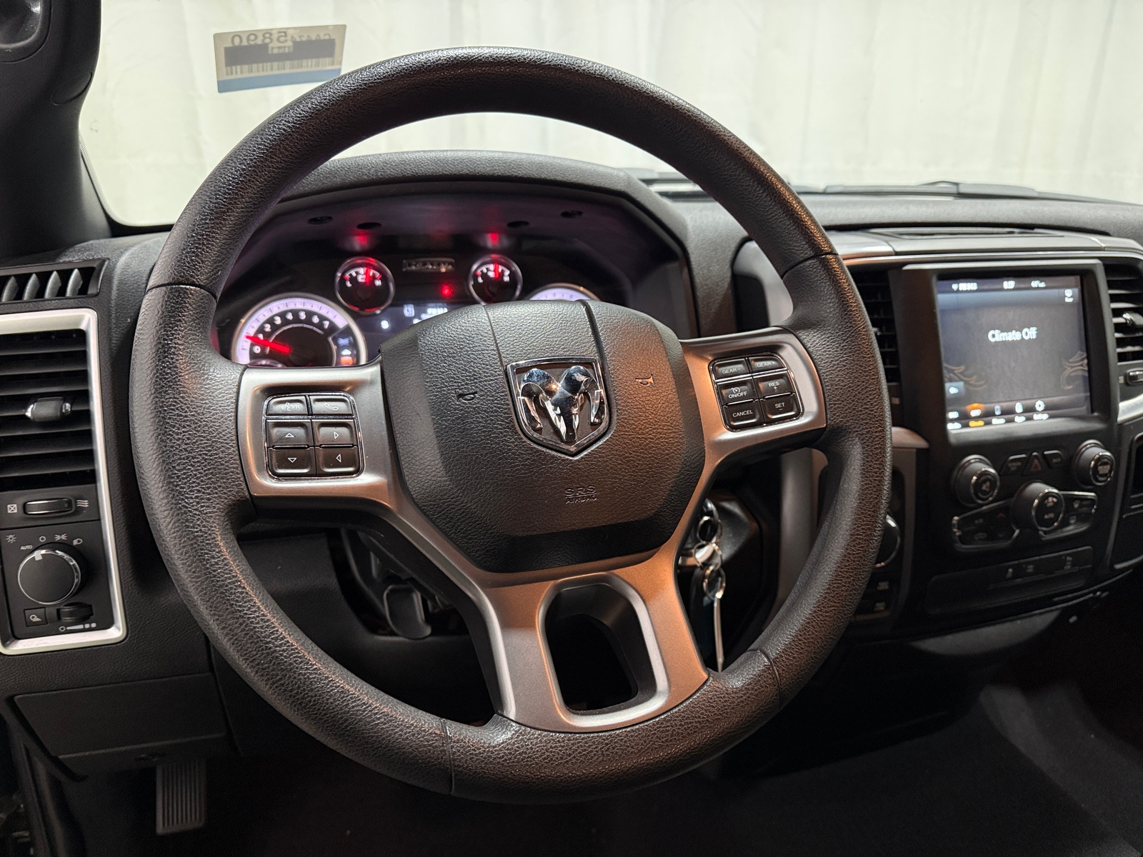 Thumbnail: 2021 RAM 1500 Classic - 5