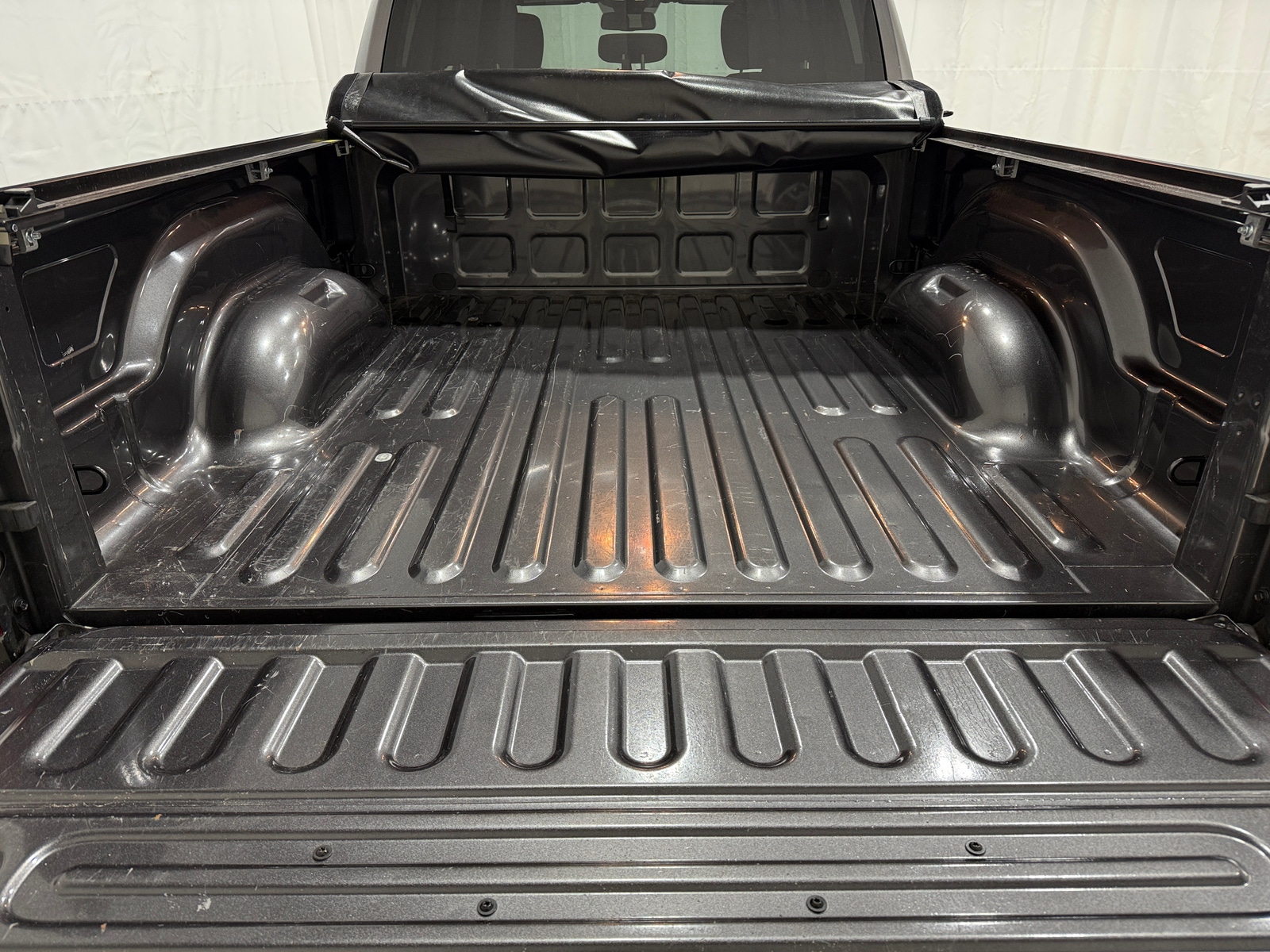 Thumbnail: 2021 RAM 1500 Classic - 7