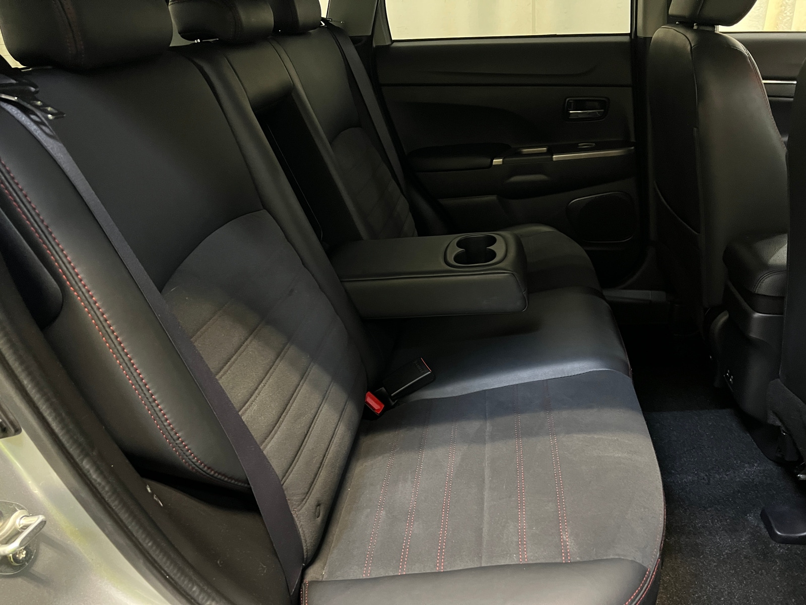 Thumbnail: 2024 Mitsubishi Outlander Sport - 5