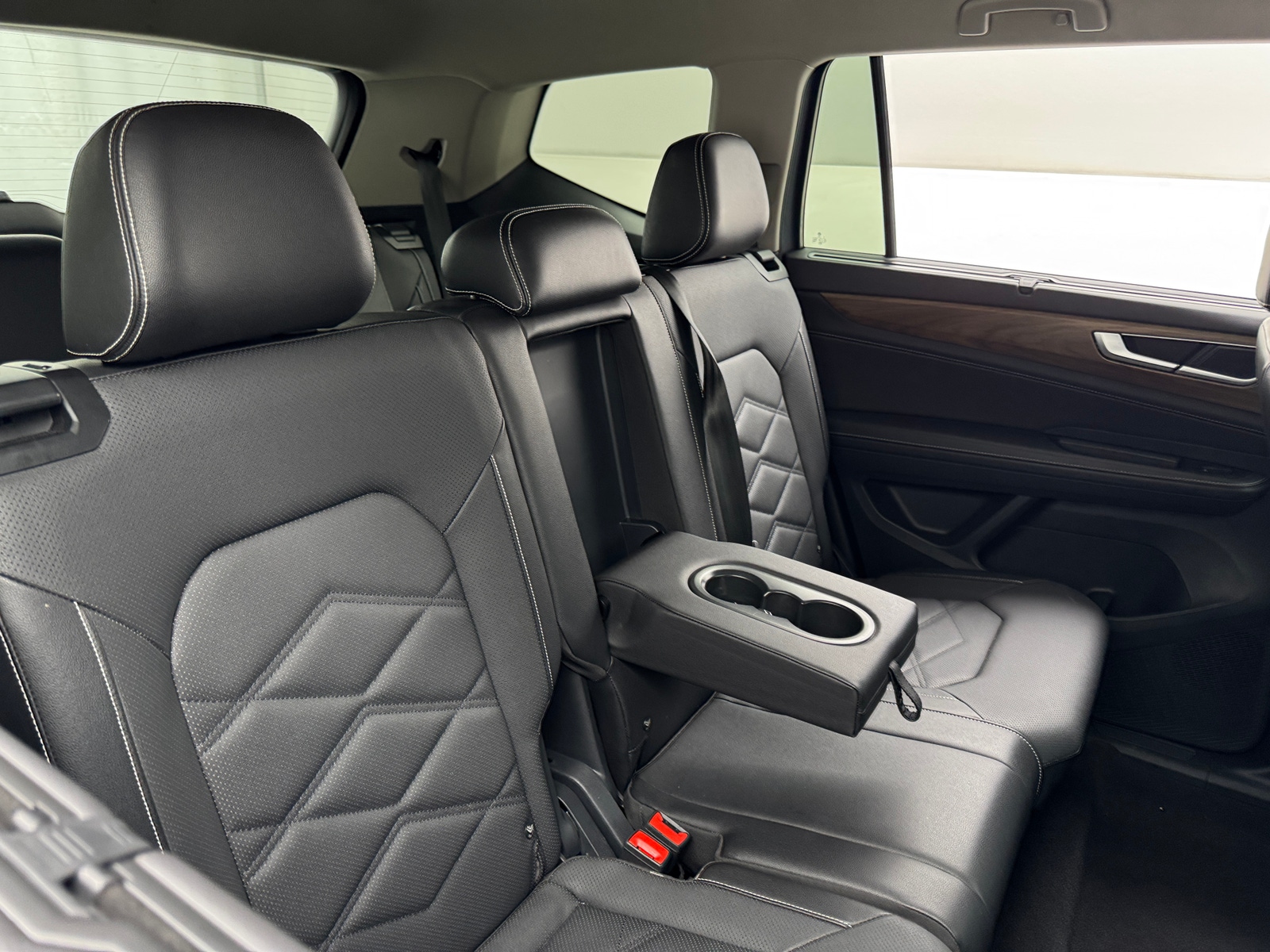 Thumbnail: 2025 Volkswagen Atlas - 5