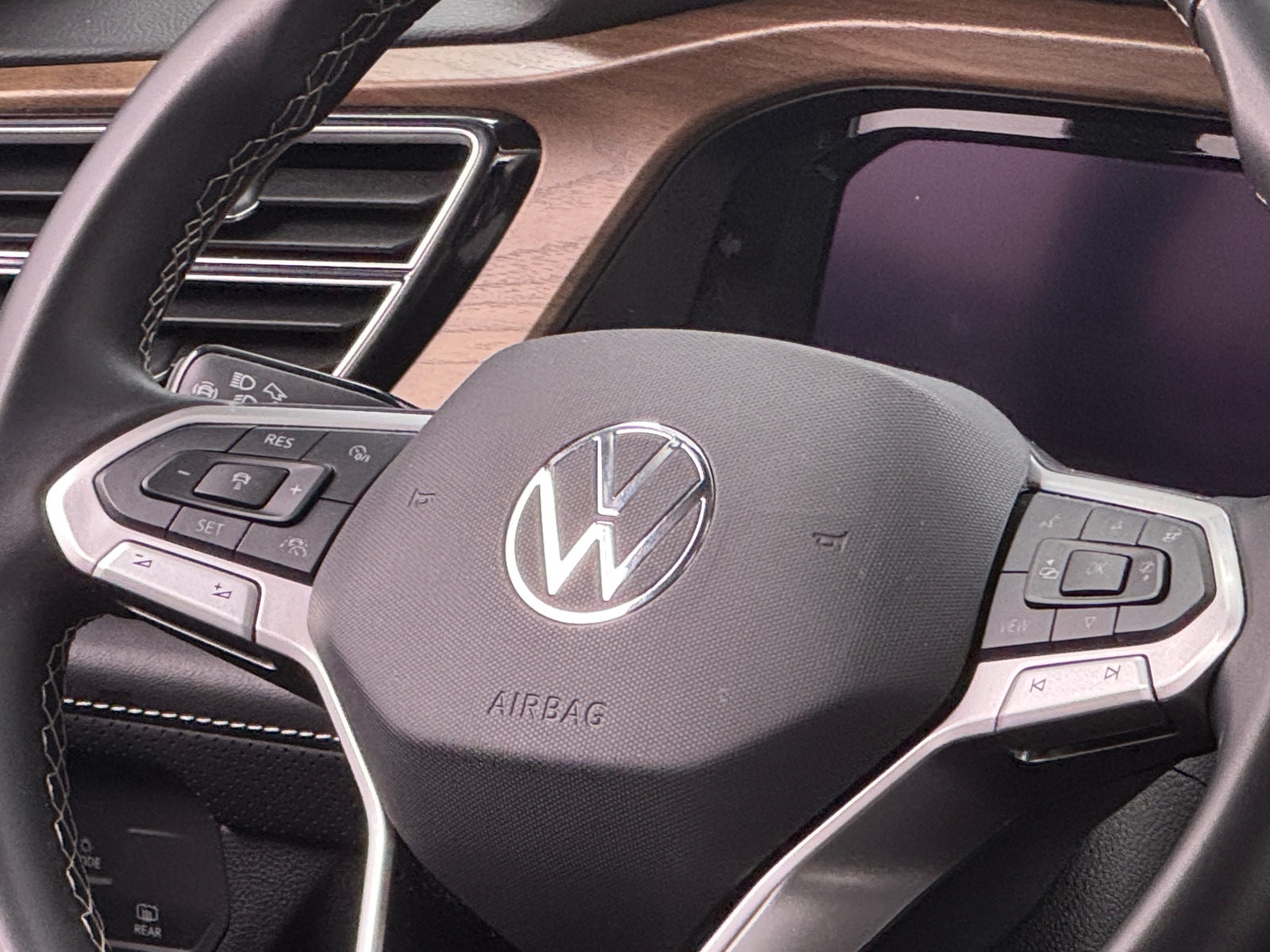 Thumbnail: 2025 Volkswagen Atlas - 4