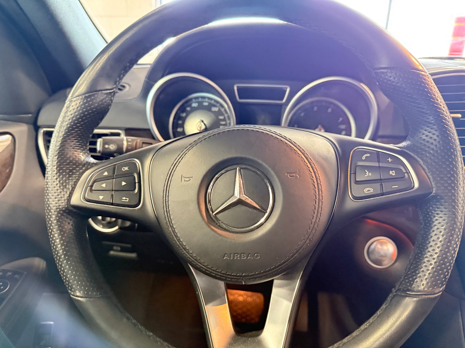 Thumbnail: 2017 Mercedes-Benz GLS - 4