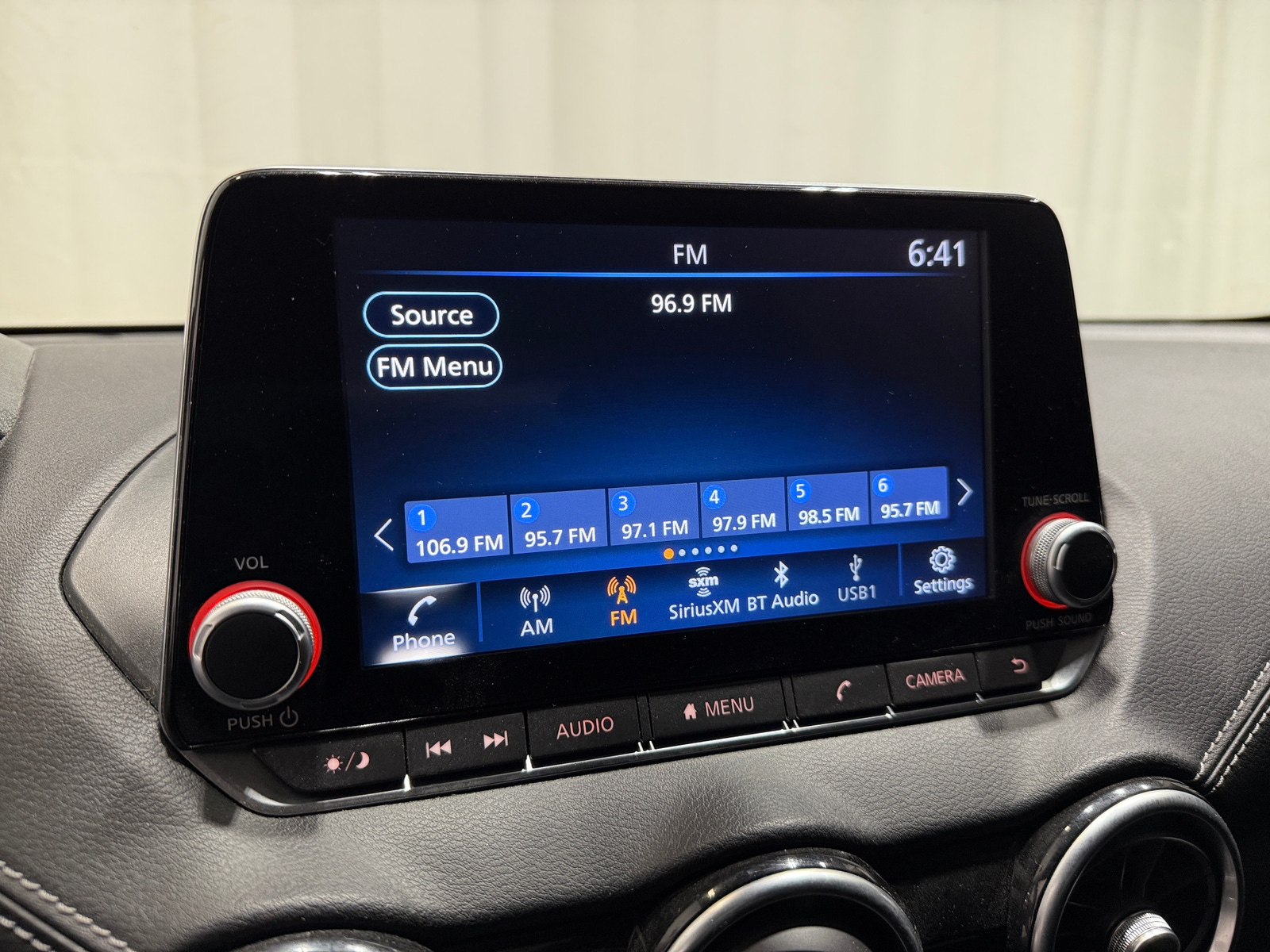 Thumbnail: 2022 Nissan Sentra - 4