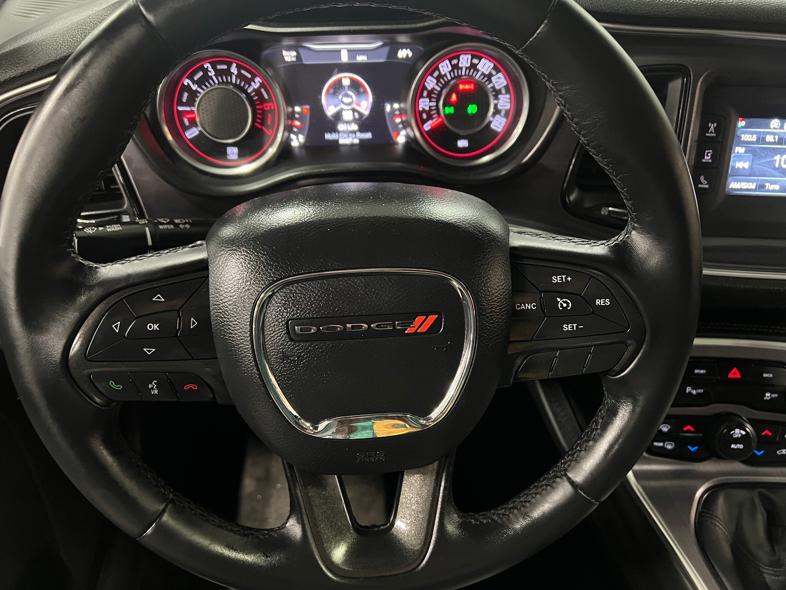 Thumbnail: 2015 Dodge Challenger - 4