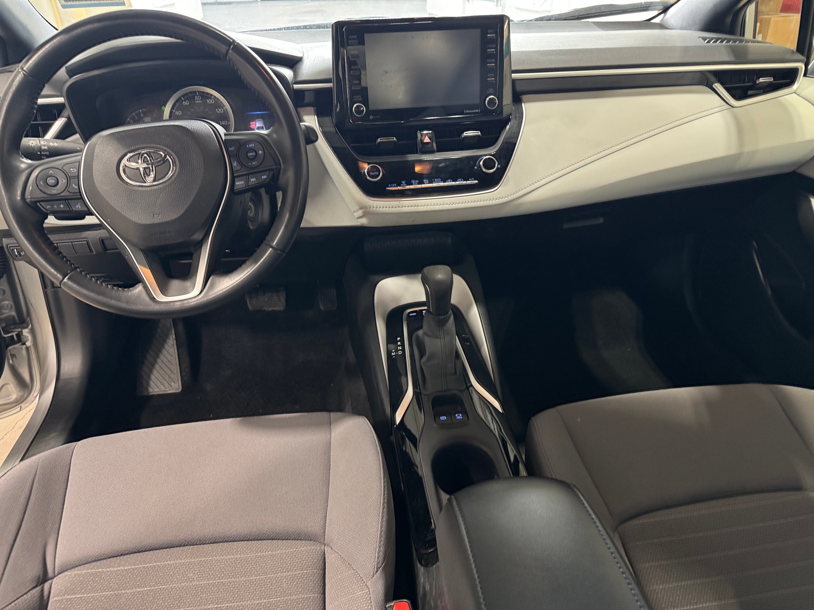 Thumbnail: 2022 Toyota Corolla - 3