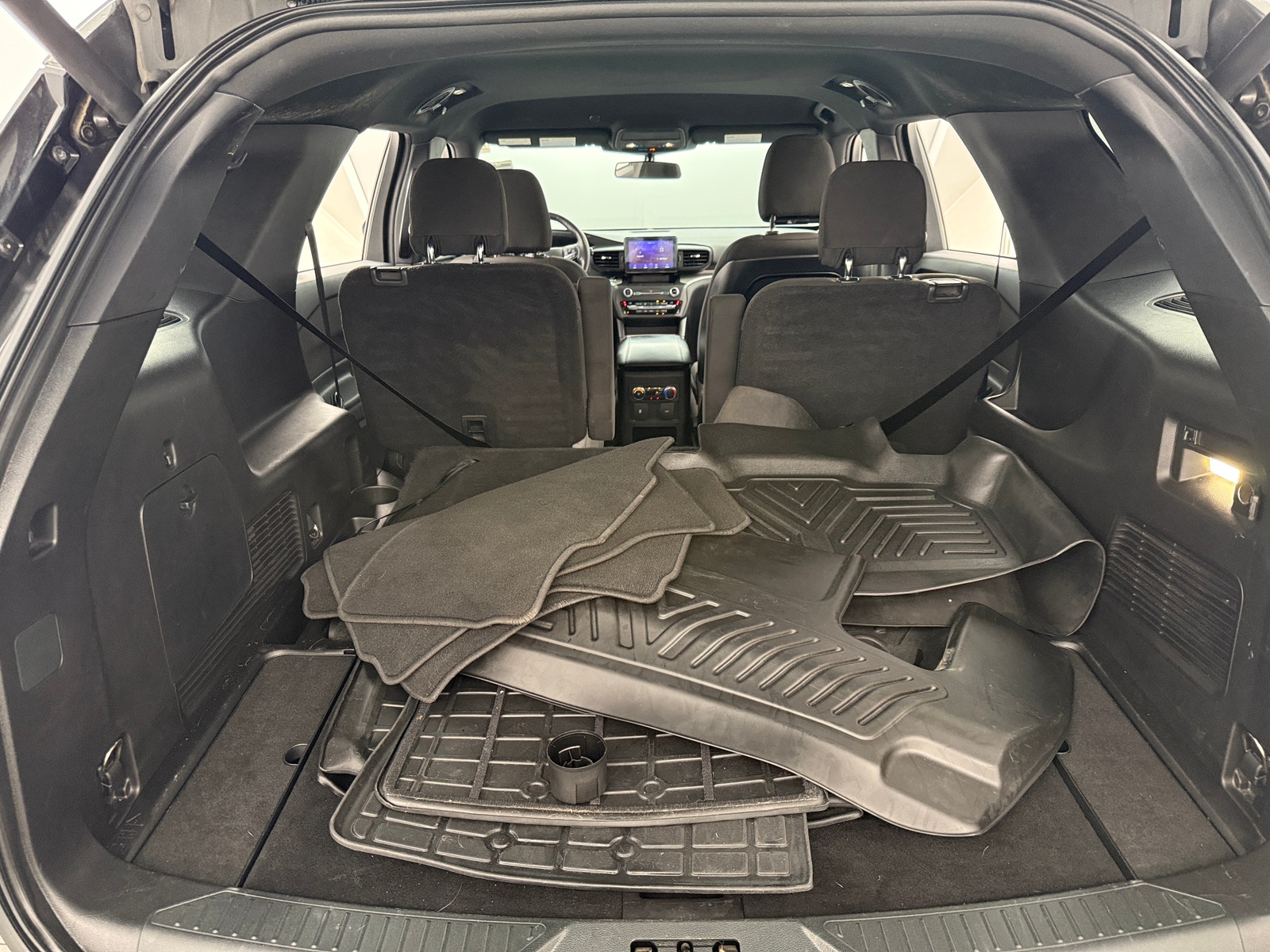 Thumbnail: 2020 Ford Explorer - 7